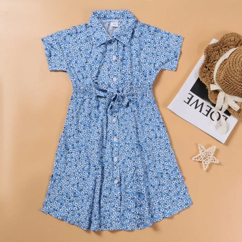 Blumiges Blusenkleid