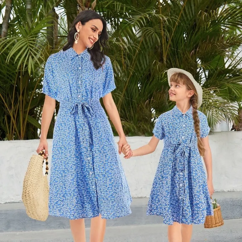 Blumiges Blusenkleid