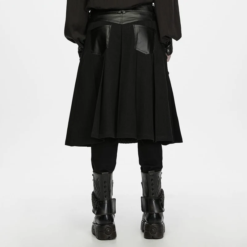 Herren-Punk-Rock mit Schnallenriemen, Falten und Patchwork-Design