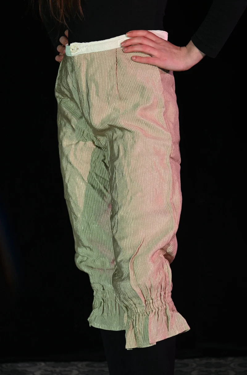 Hose - Beige Knickerbocker - W273