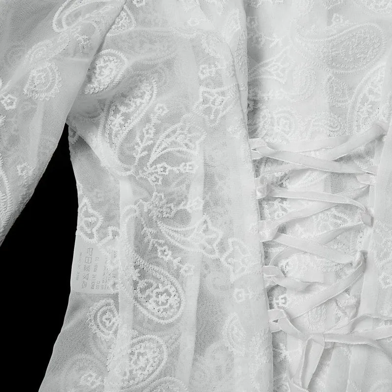 Damenhemd mit Rüschen und Puffärmeln im Gothic-Stil mit Blumenstickerei