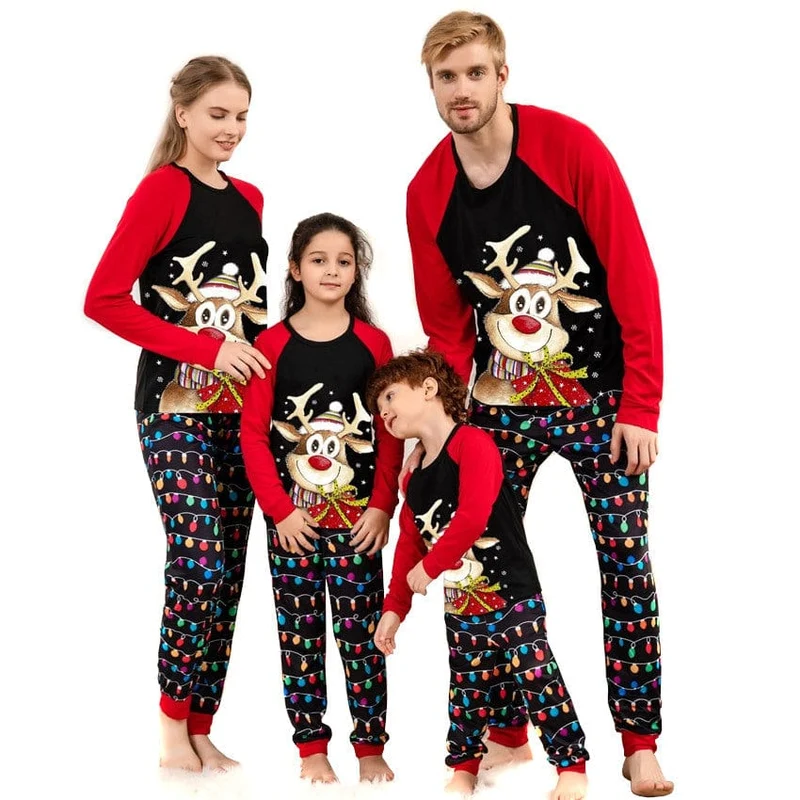 Humorvoller Familienpyjama Weihnachten