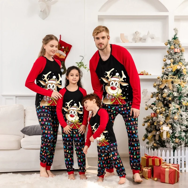 Humorvoller Familienpyjama Weihnachten