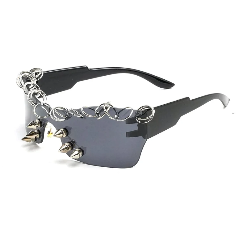 Unisex Cyberpunk Sonnenbrille mit Nietenring