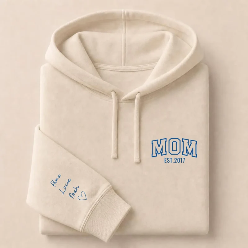 Pull personnalisé maman - MOM avec prénoms brodés