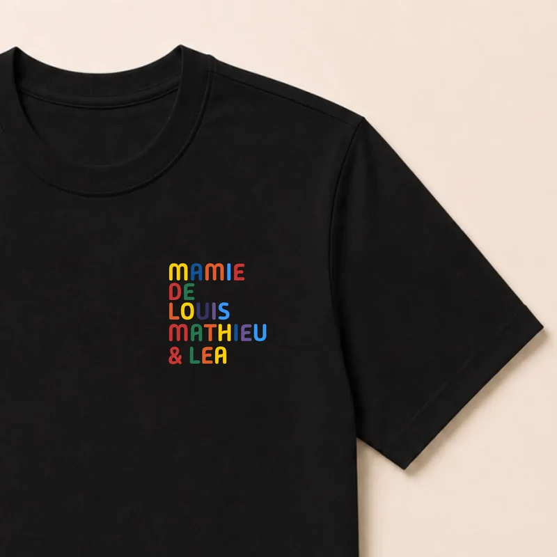 T-shirt personnalisé mamie - Prénoms multicolores brodés