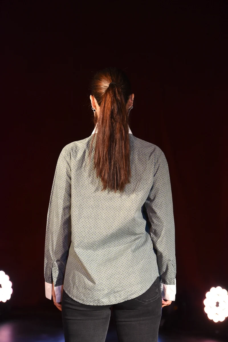 Hemd - Bluse mit Bubikragen - W149