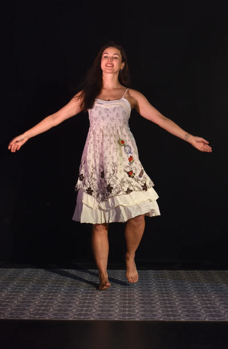 Kleid - Volantkleid - W144