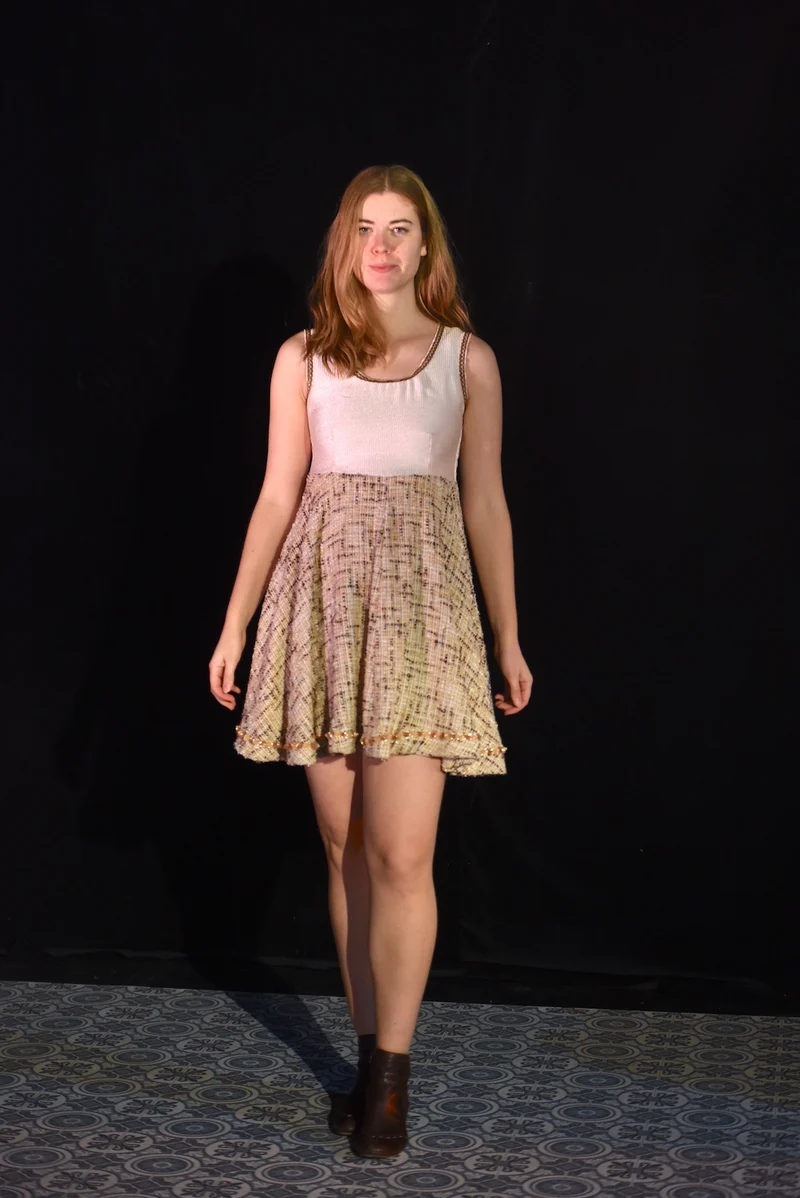 Kleid - Minikleid mit Wollrock - W137