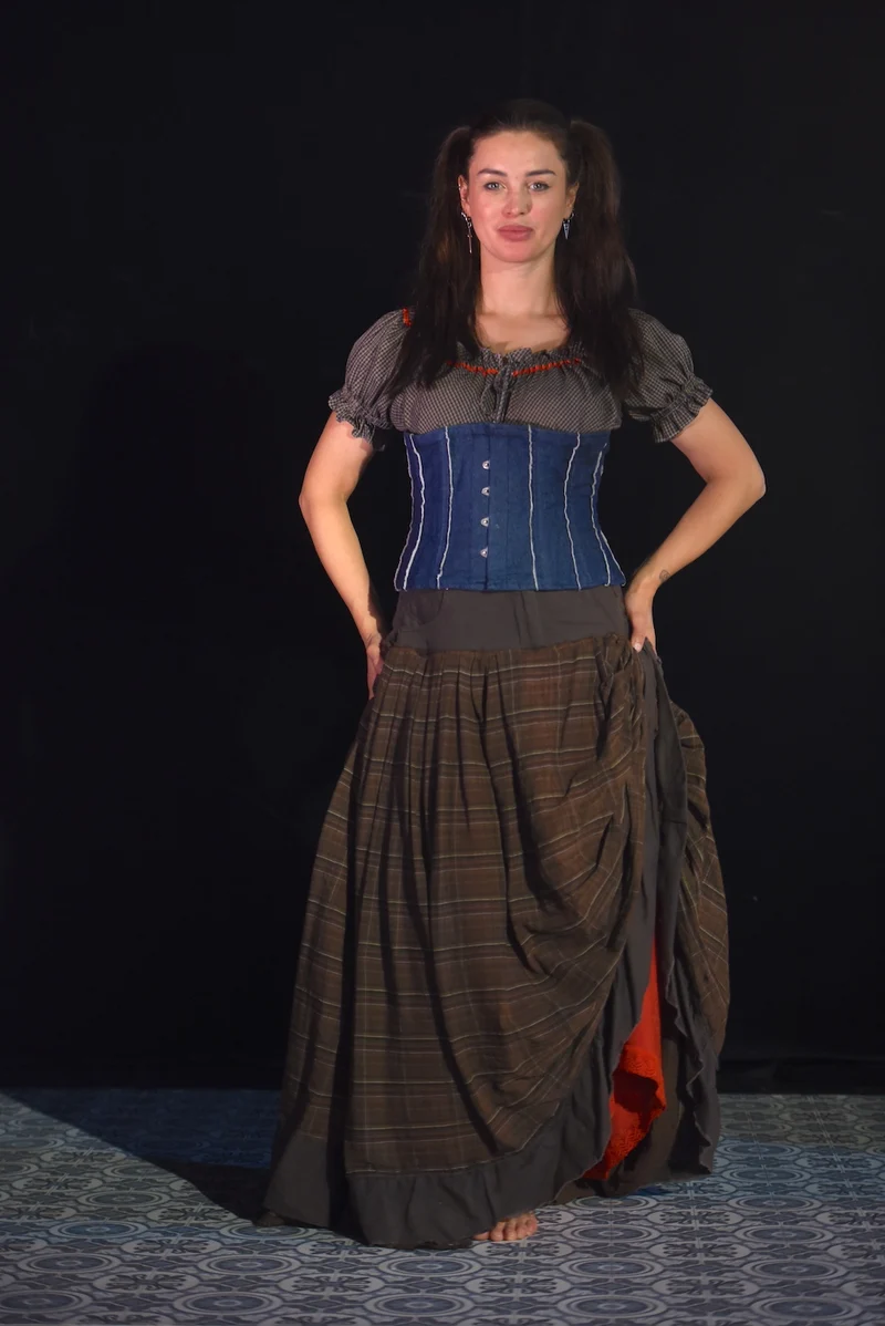 Kostüm - Carmenkleid mit Corsage - W130