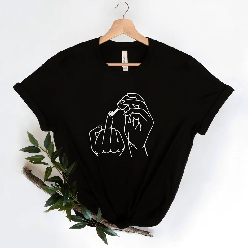 Feminist Shirt Feminismus T-Shirt Mittelfinger Nagellack Shirt Sommer tshirt Geschenk für Mädchen und beste Freundin Unisex Shirts