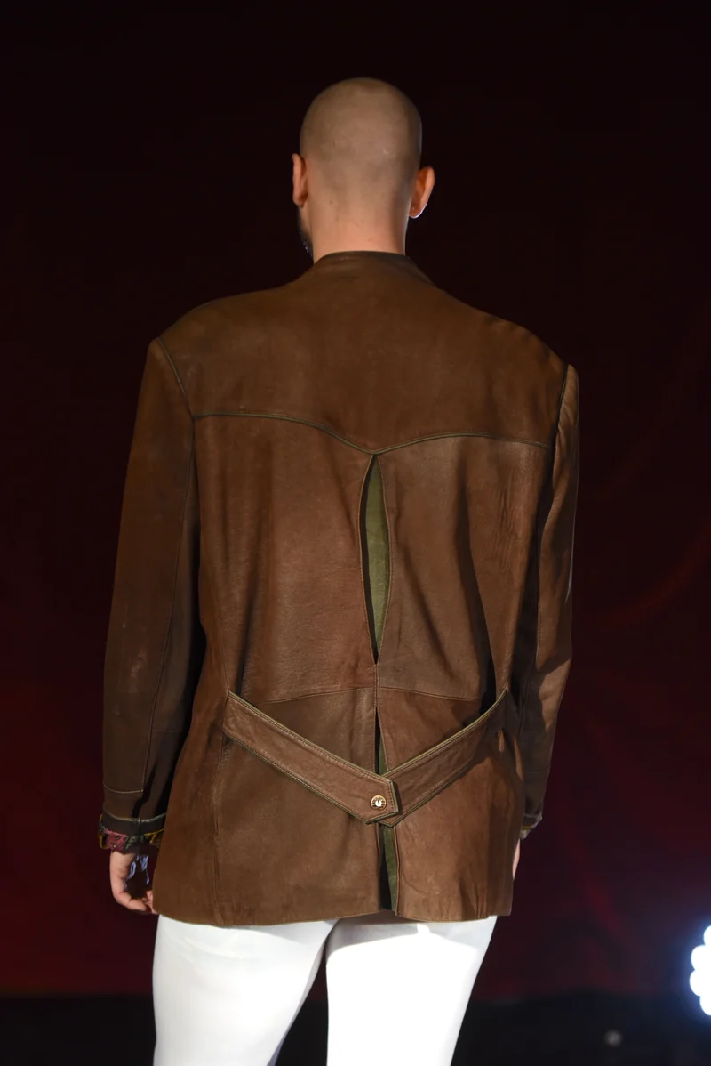 Jacke - Trachtenjacke aus Leder - B077