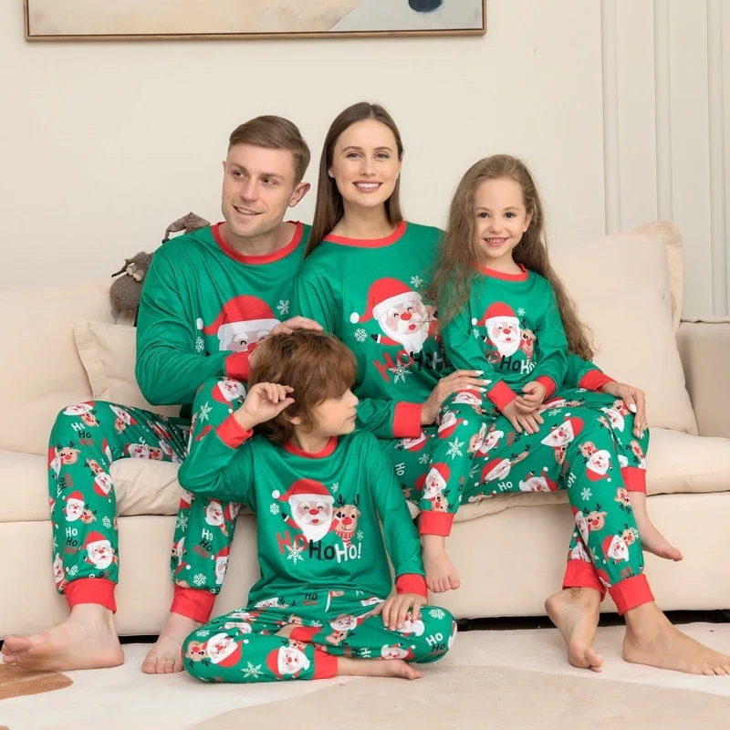 Weihnachtspyjama Grün