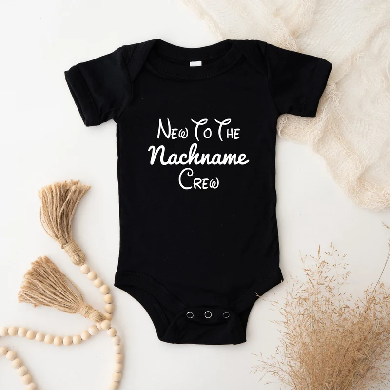 New to the Crew Body Personalisiert Babybody Miniversion Bodysuit Schwangerschaft verkünden Body kurzarm bedruckt Babybody Bodysuit Geschenk