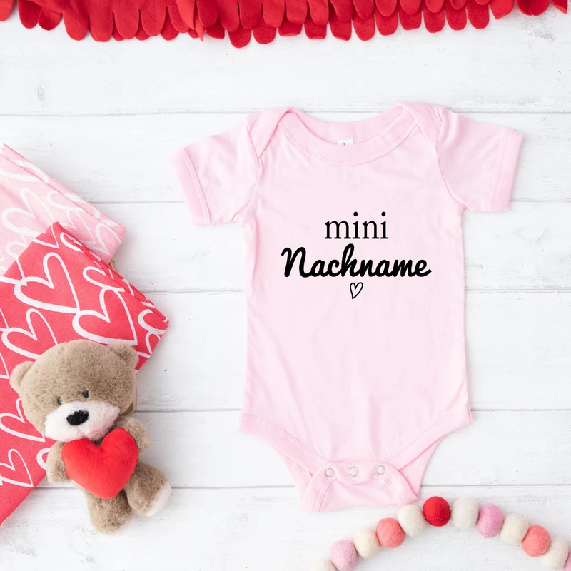Babybody Personalisiert Mini Nachname Babybody miniversion Baby Geschenk Body kurzarm bedruckt Bodysuit Schwangerschaft verkünden Toddler