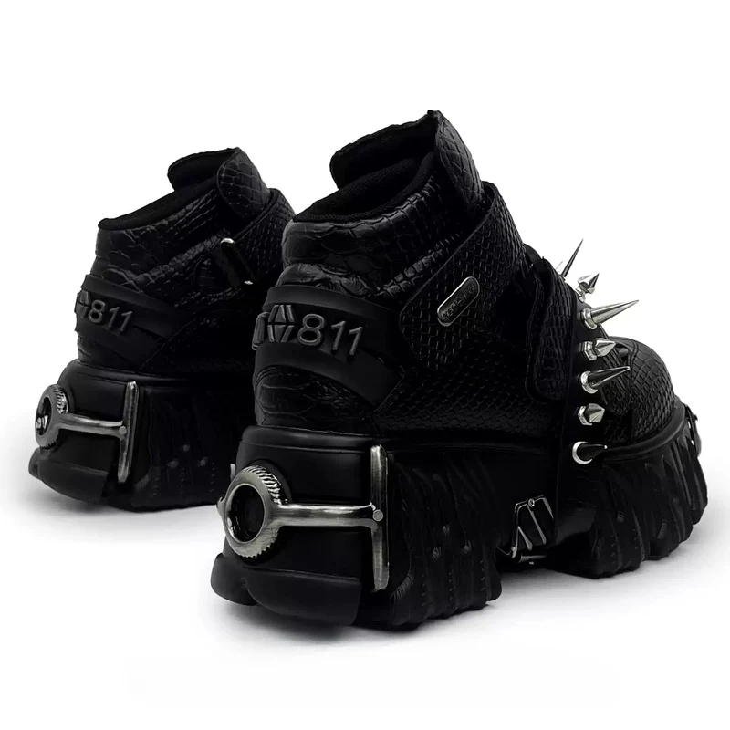 Punk-Schuhe für Damen mit Nietenriemen, Alligatorprint und klobiger Sohle
