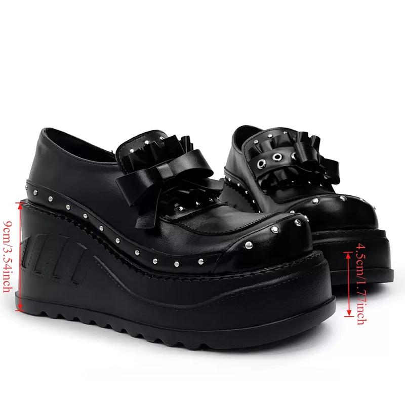 Grunge-Plateauschuhe für Damen mit Nieten, Ösenriemen und Schleife