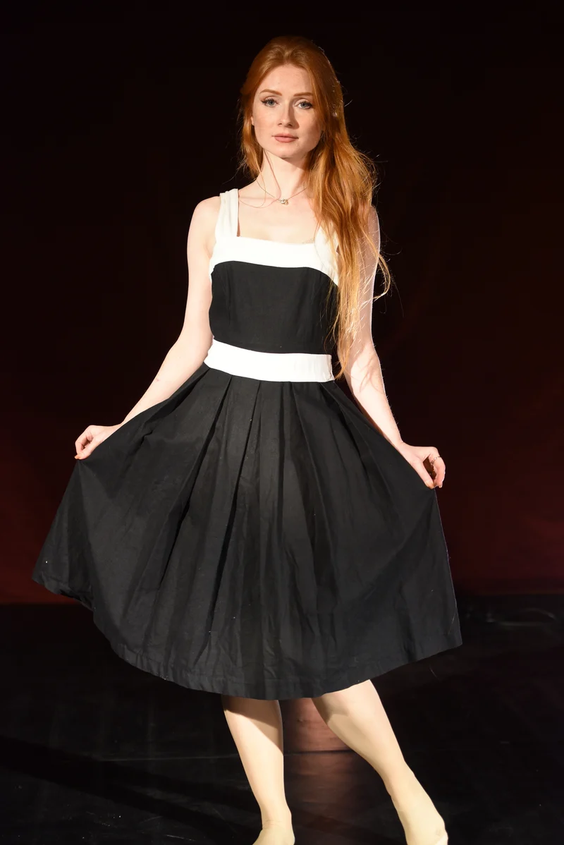 Kleid - Schwarzweißes Kleid - W088