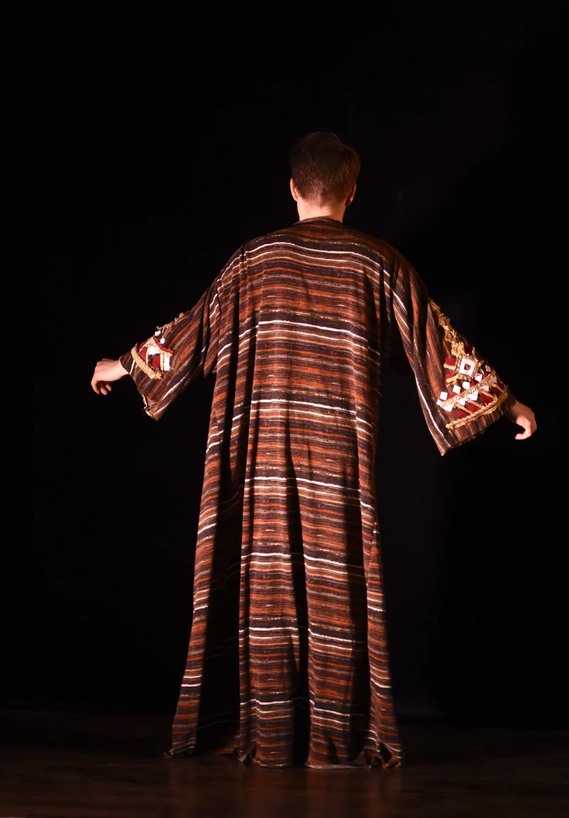 Umhang - Bestickte Robe - B008