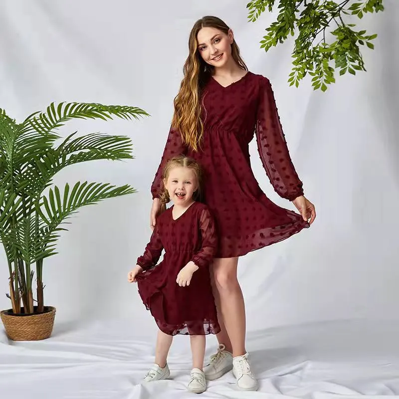 Kleid Fliessend Pompon