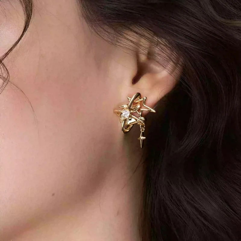 Grunge-Ohrringe mit asymmetrischem Stern für Damen