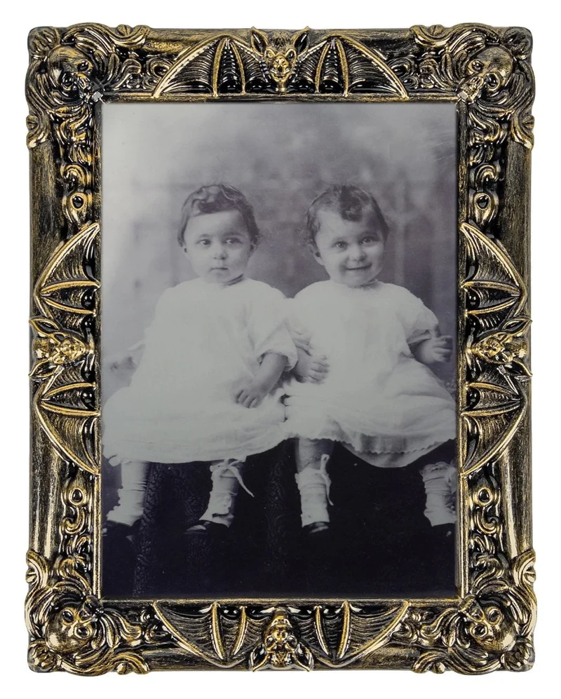 Devilish Twins Angel & Faith Hologram Portrait 50x39cm