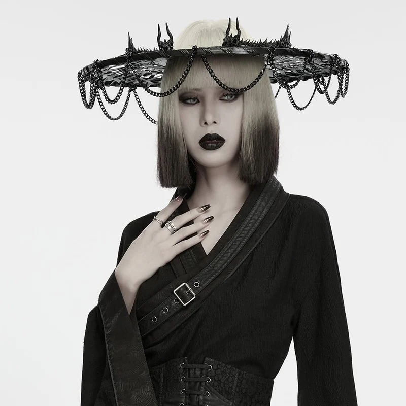 Gothic-Hut für Damen mit Drachenknochenkette und Quaste