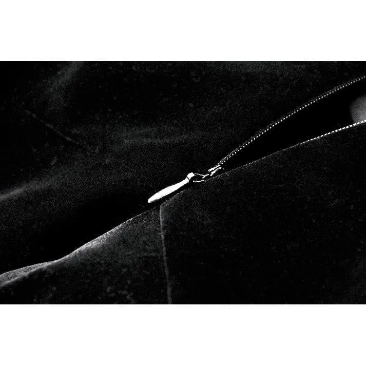Gothic-Brautkleid für Damen mit besticktem Spitzensaum und Raffungen