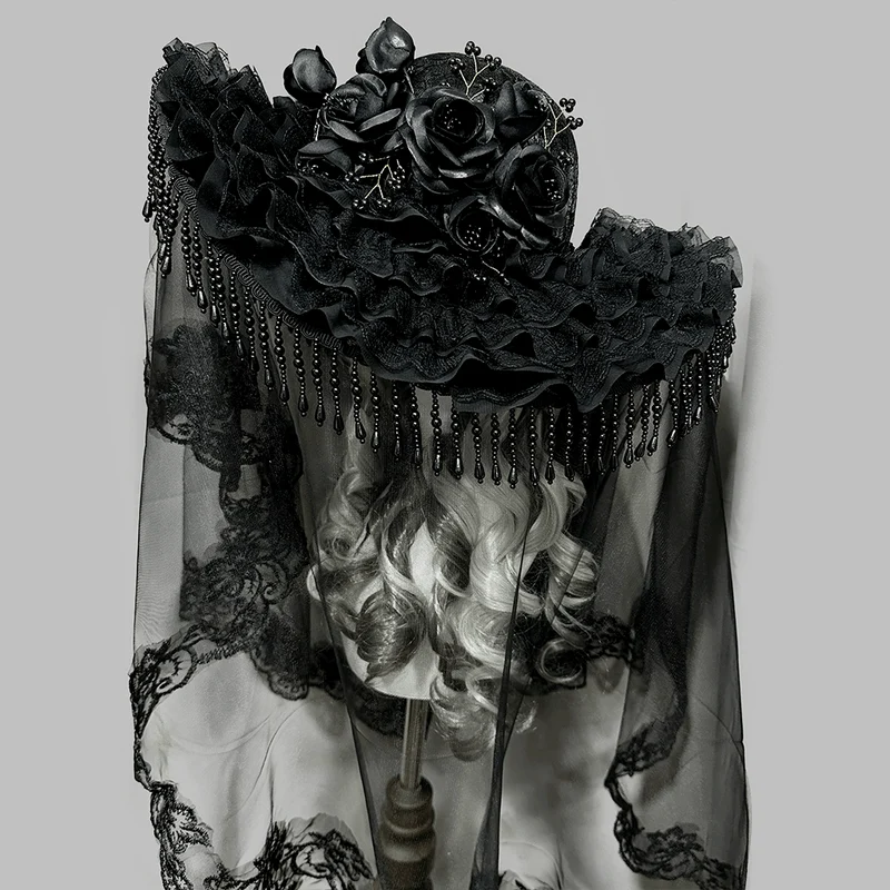 Gothic-Hut für Damen mit Blumenmuster, breiter Krempe und Schleier