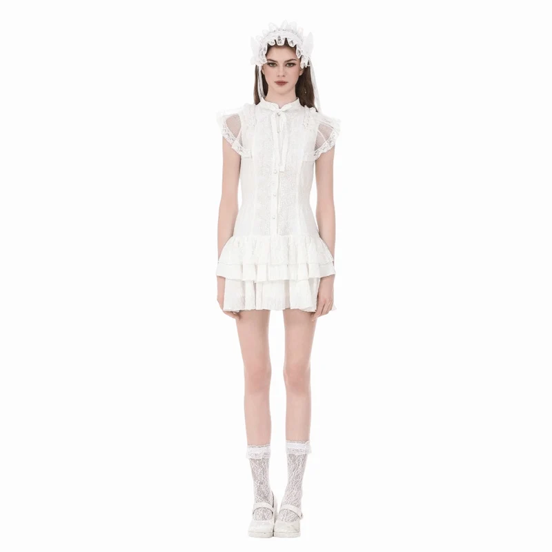 Weißes, gotisches Damenkleid mit Lagenrock, Rüschen und Spitzeneinsatz