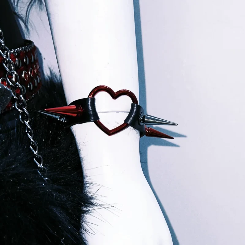 Leather fluffy metal chain o ring skull applique top