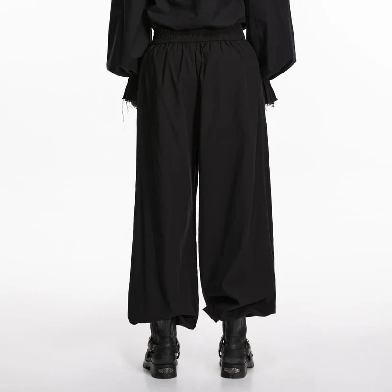 Gothic-Herrenhose mit Raffungen und schmal zulaufendem Bein