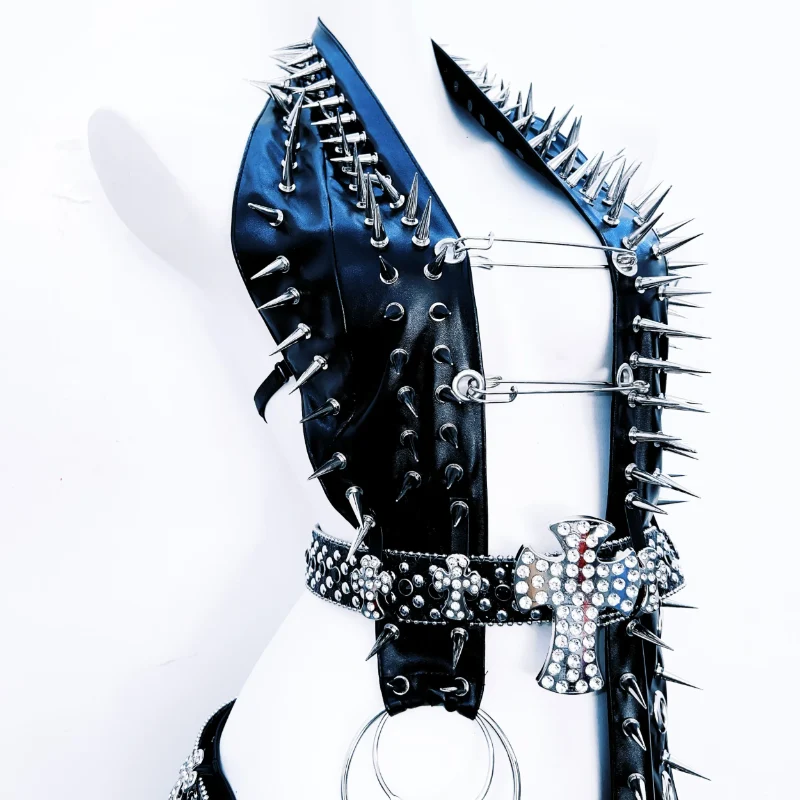 Leather backless rivet o ring irregular top