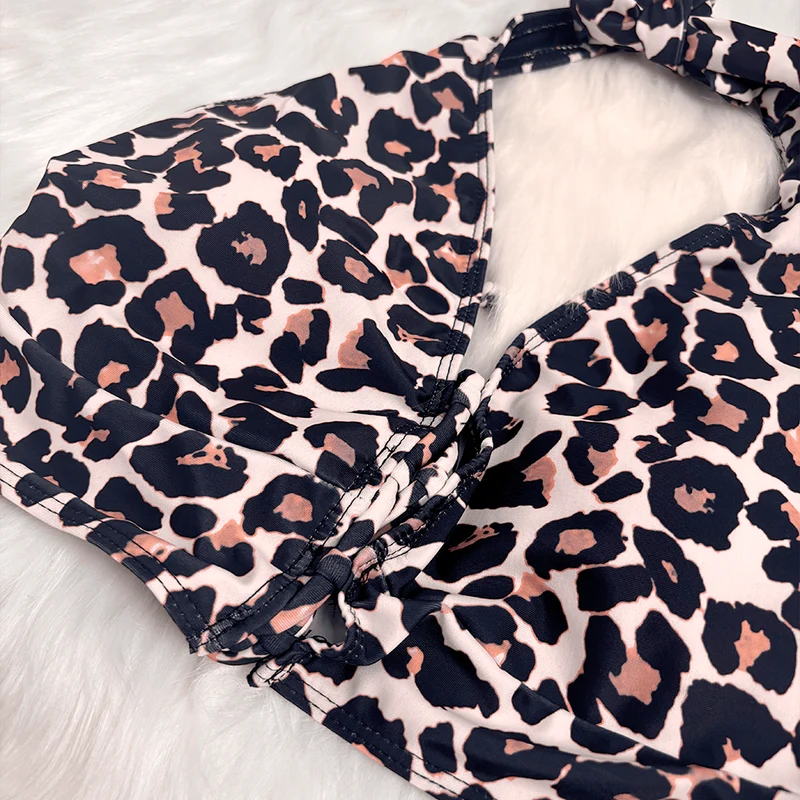 Grunge-Leopardenmuster-Halter-Bikini-Set für Damen