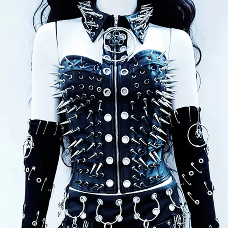 Halter zip-up o ring rivet applique top