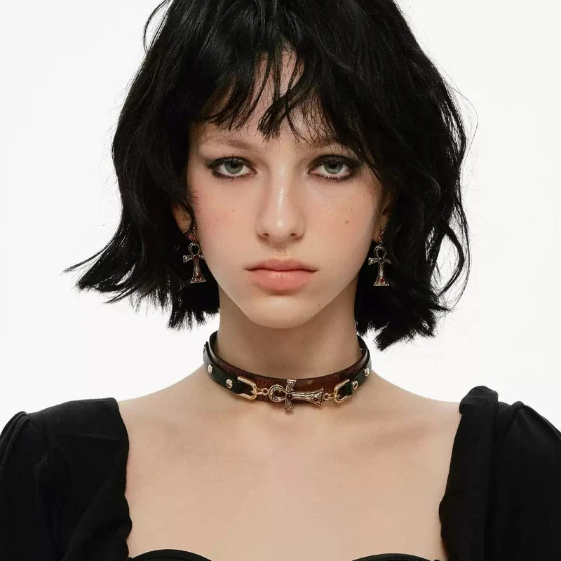 Grunge-Retro-Ohrringe mit Strasskreuz für Damen