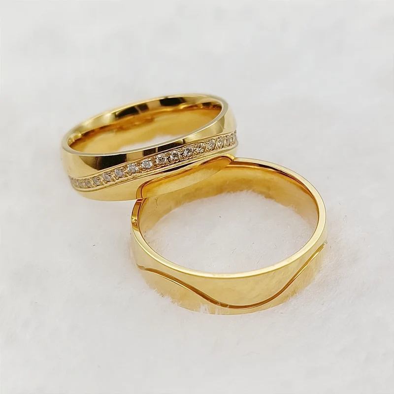 Couple Rings Gold With Diamond