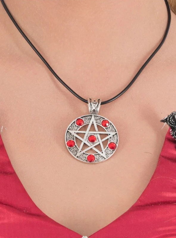 Pentagramm Kette rote Steine