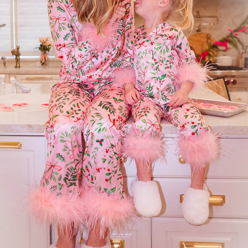 Mom And Daughter Valentines Outfits
