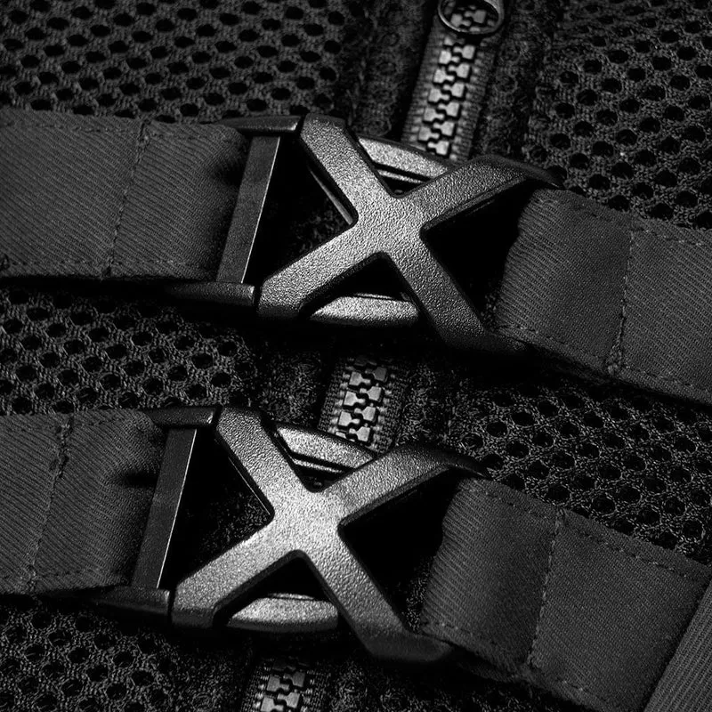 Grunge gestreifter breiter Damengürtel