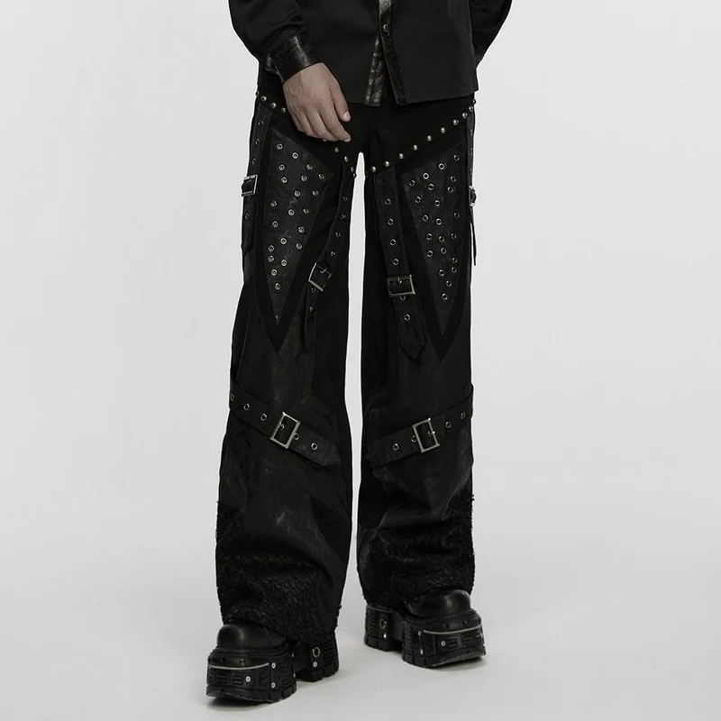 Herrenhose mit Punk-Nieten und Ösenschnalle