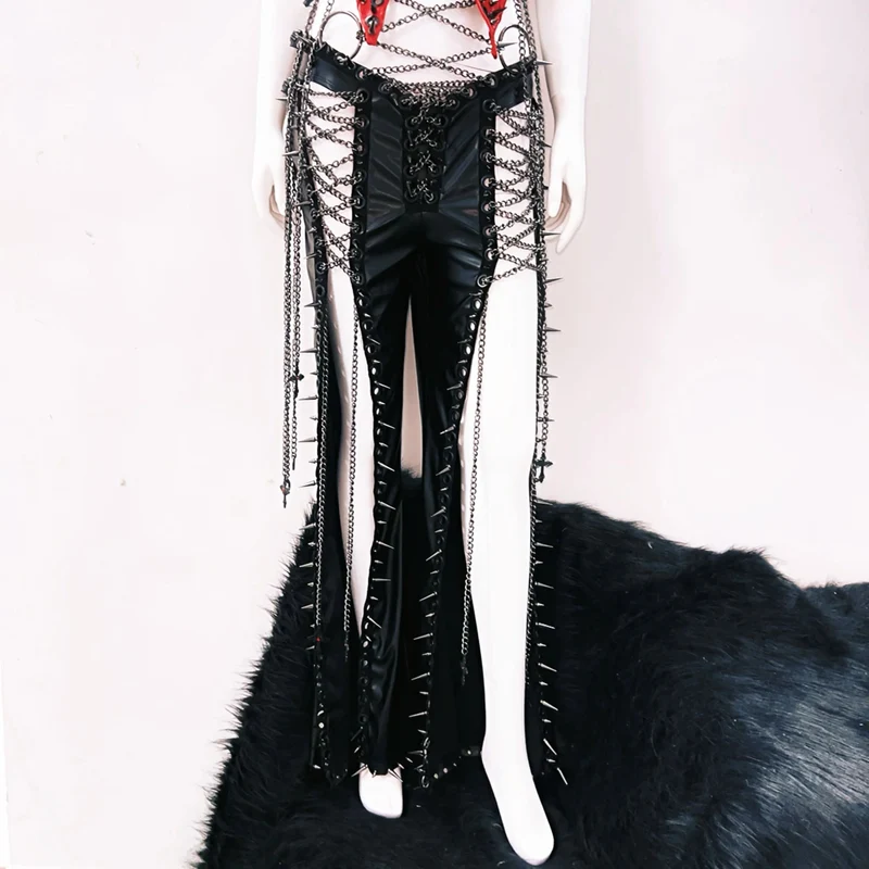 Cut out metal chain rivet applique top