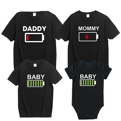 T Shirt Mit Ladestatus Familie