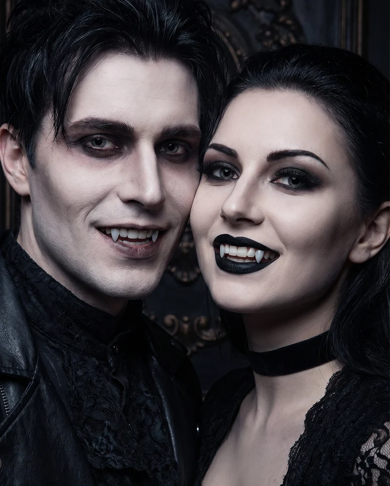 Moonbite Vampir Eckzähne