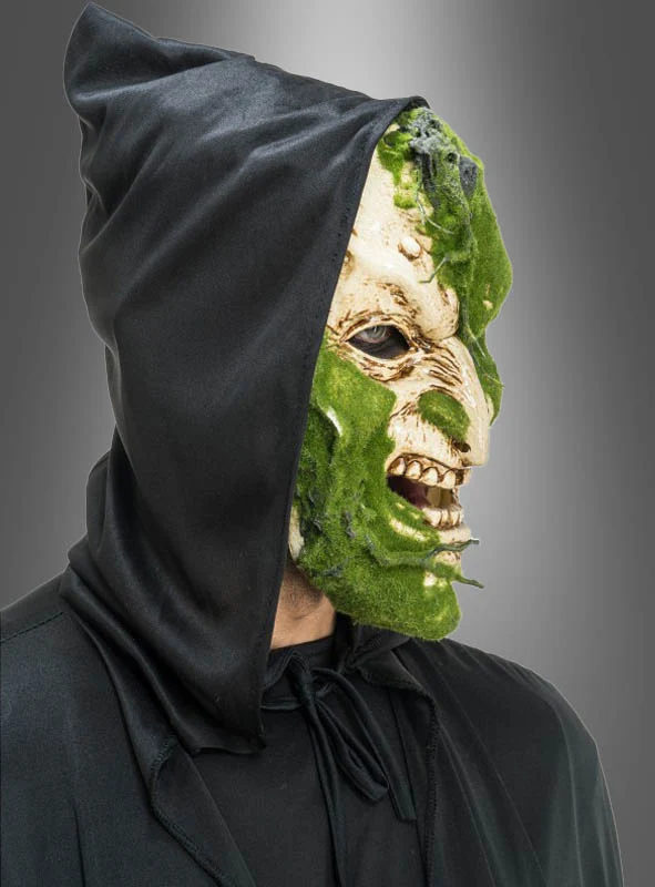 Gruselige Maske mit Moos Effekt