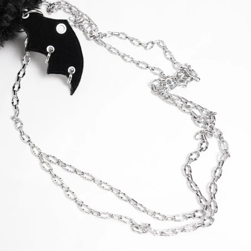 Flauschige Gothic-Kettentasche im Fledermaus-Stil für Damen