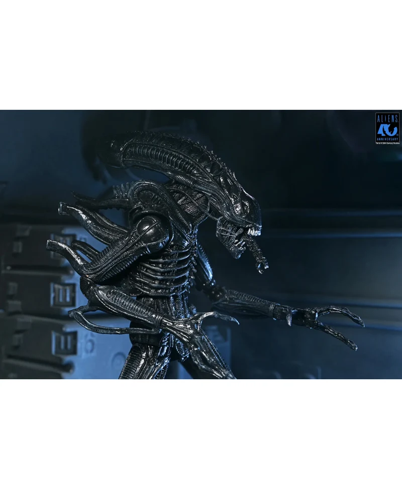 NECA Aliens 40th Anniversary Warrior Xenomorph Ultimate Action Figur 23cm