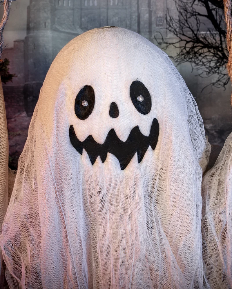 Scary Fetzengeist auf Schaukel Halloween Animatronic 120cm