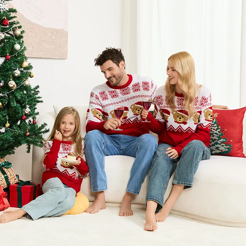 Weihnachtspullover Familie Rot