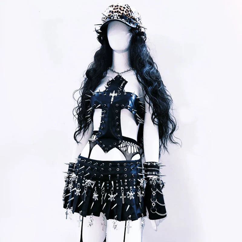 Metal chain rivet applique hollow out cut out top